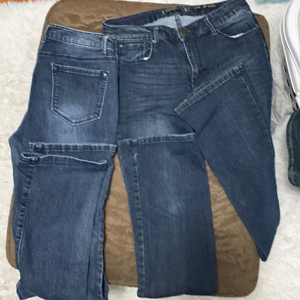 2 PAIR, Khloé Kardashian curvy, slim, boot jeans